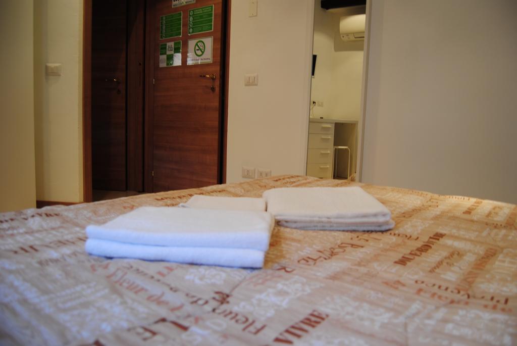 Suite Tower Bergamo Bagian luar foto