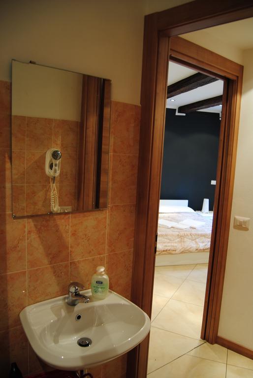 Suite Tower Bergamo Bagian luar foto
